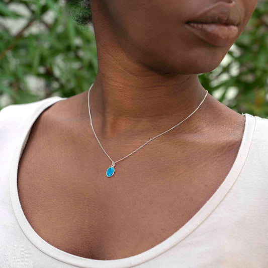 BLAU HL. MARIA CHARM HALSKETTE - SILBER