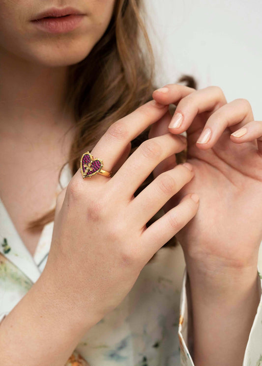 HERZ UND KREUZ - RING - GOLD UND DIAMANTEN